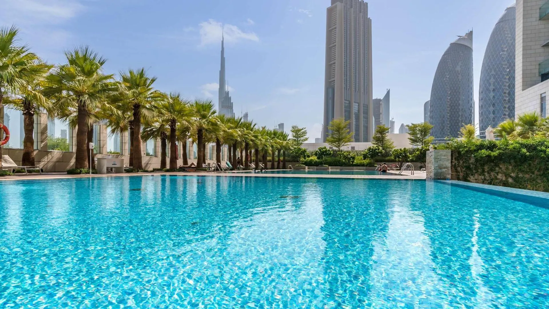 Silkhaus Modish Studio With Burj Khalifa View, Pool Access Dubai Apartment